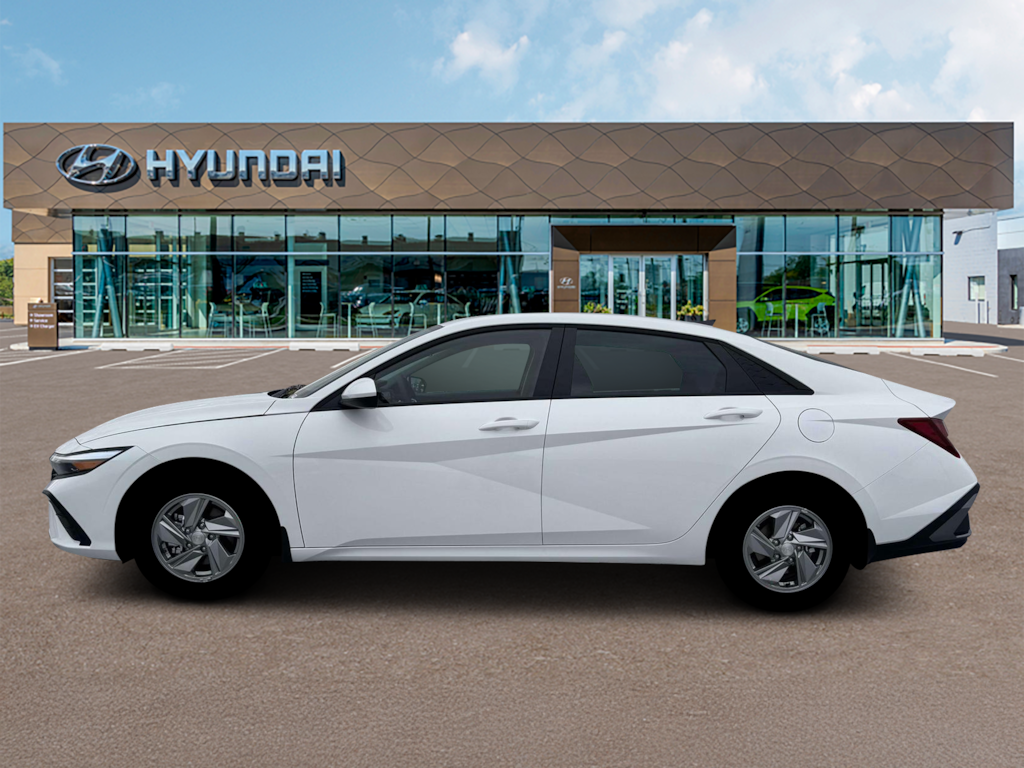 New 2026 Hyundai Elantra SE Sedan