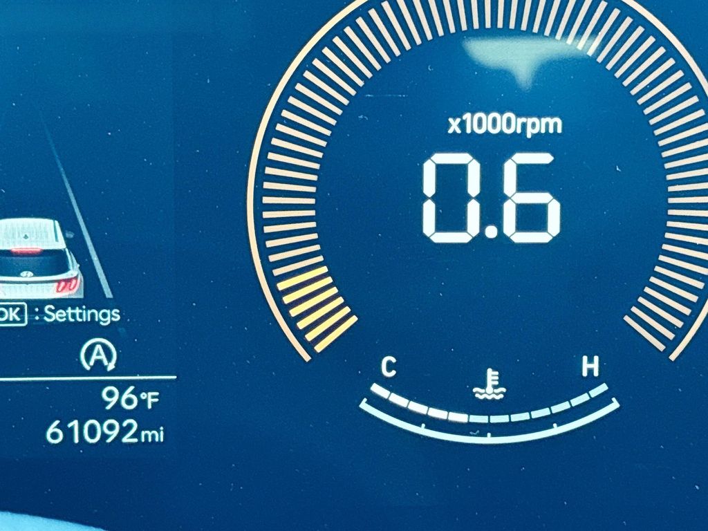 2025 Hyundai Tucson SEL - Photo 12