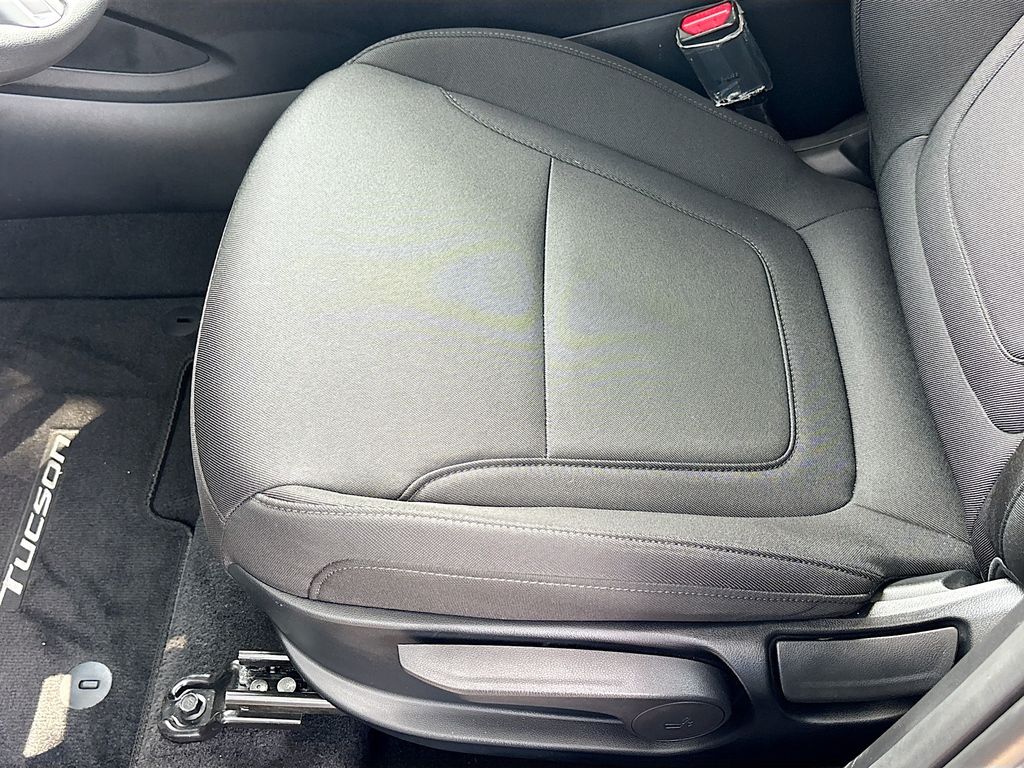 2026 Hyundai Tucson SE - Photo 18