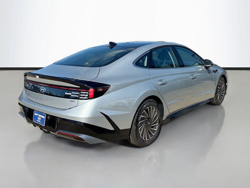 New 2026 Hyundai Sonata Hybrid SEL Sedan