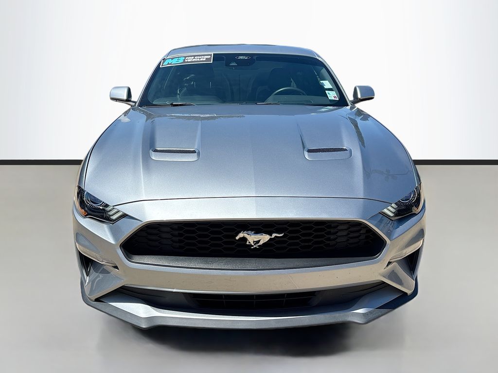 2021 Ford Mustang photo 2