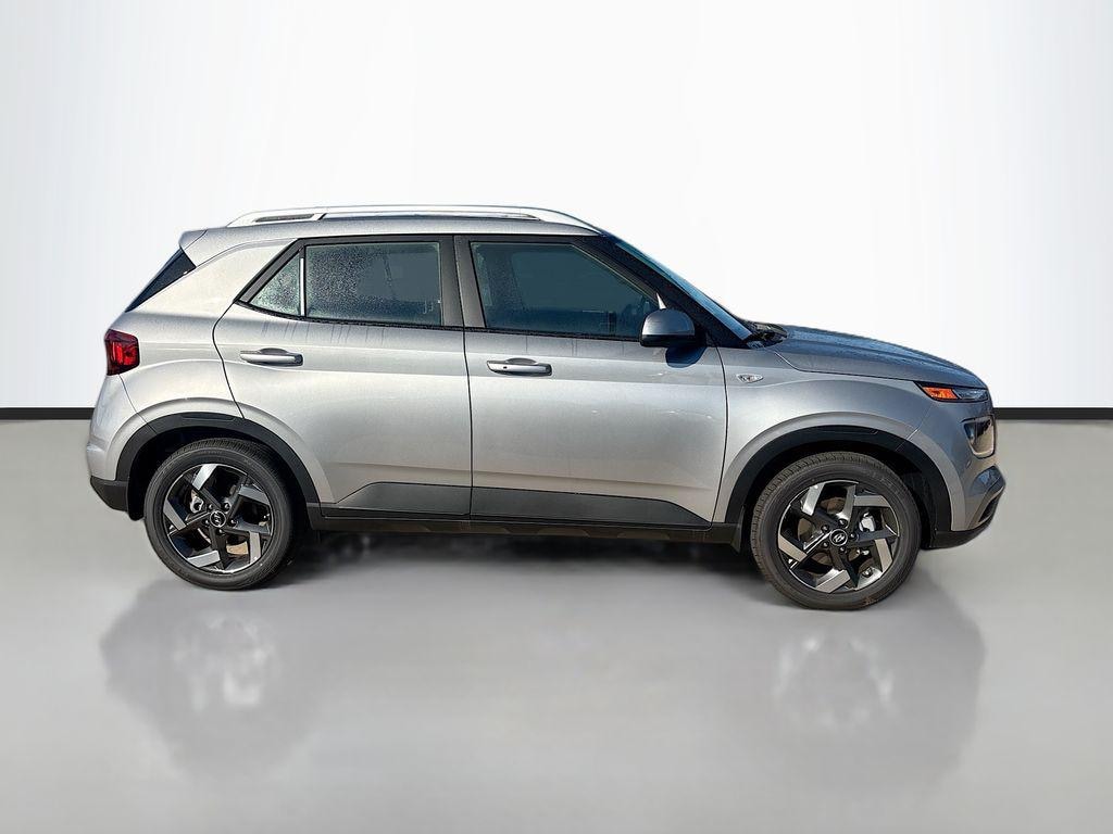 New 2025 Hyundai Venue SEL SUV