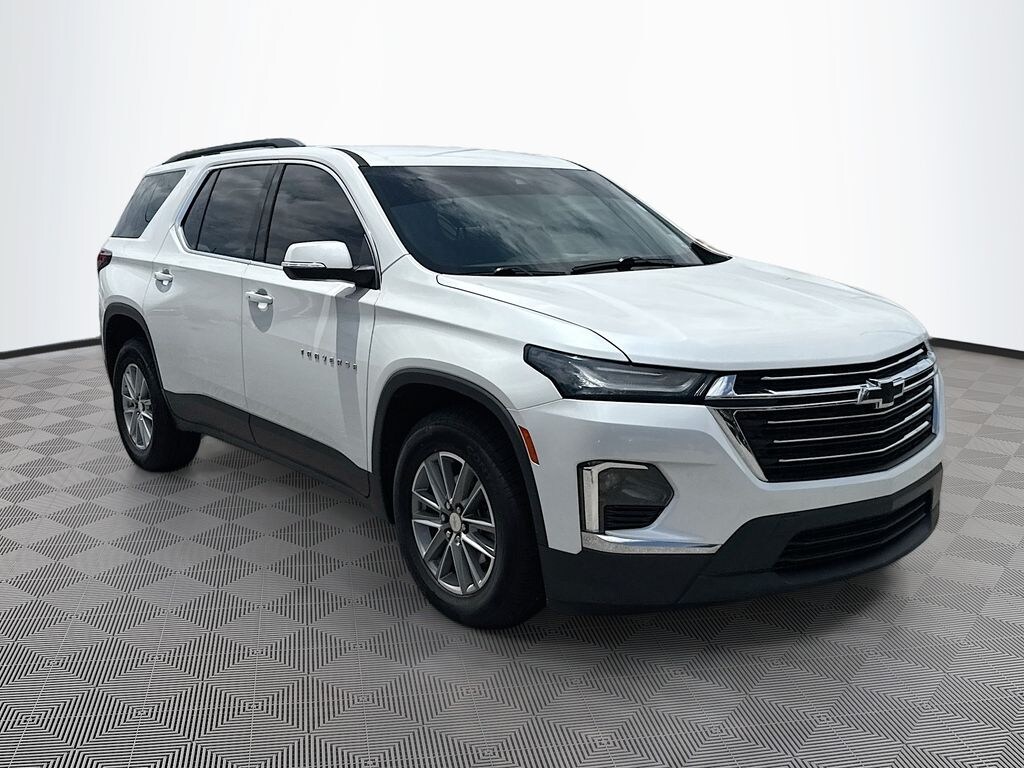 Used 2023 Chevrolet Traverse LT Cloth w/1LT SUV