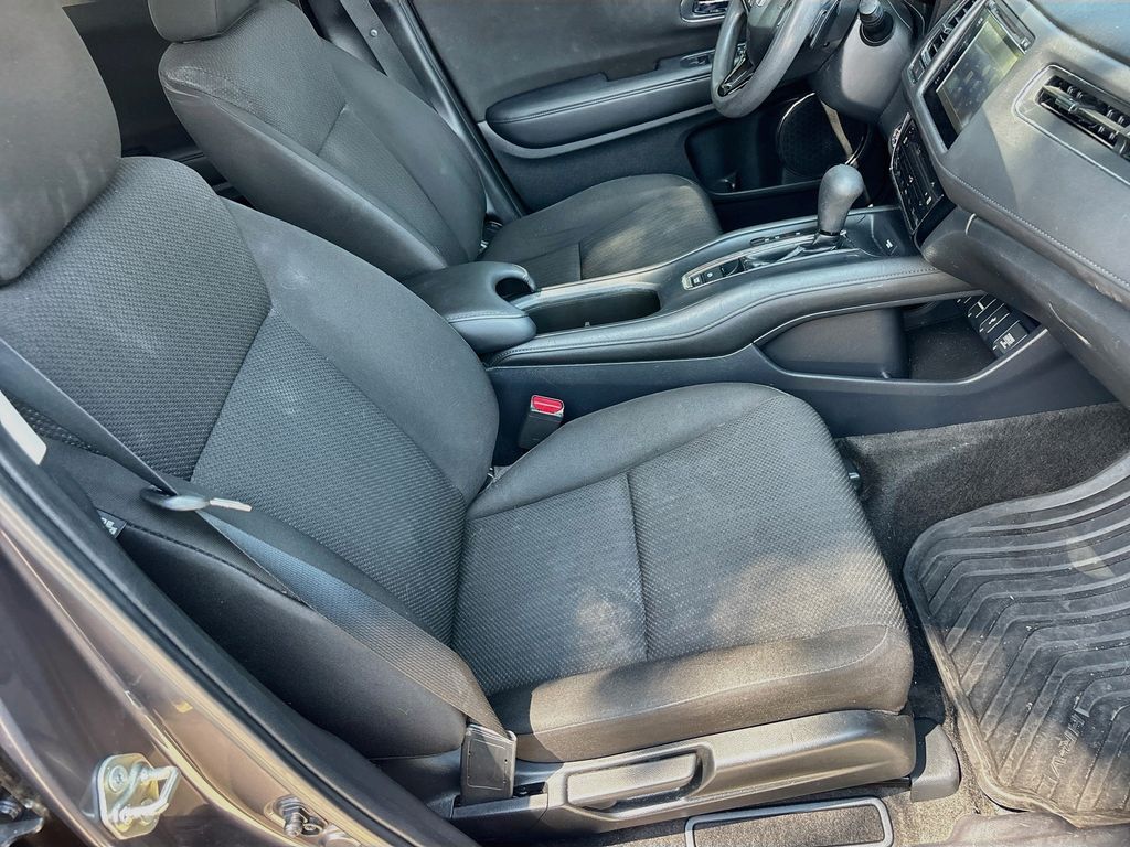 2017 Honda HR-V EX - Photo 28
