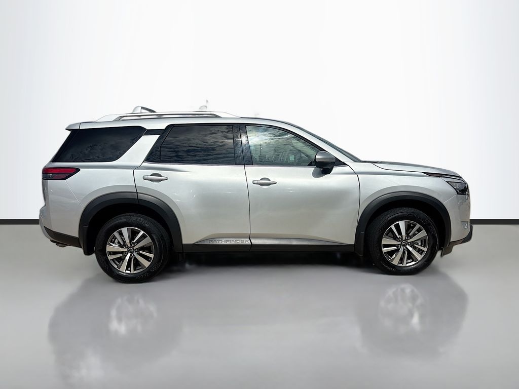 Used 2025 Nissan Pathfinder SL SUV