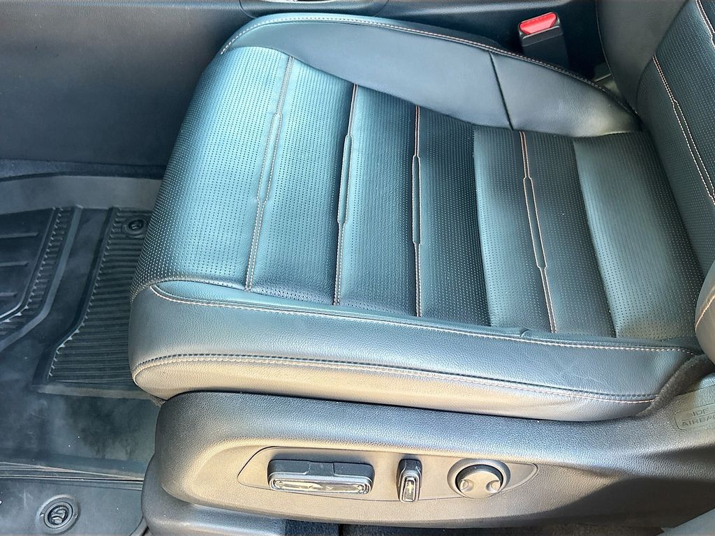2023 Honda CR-V Sport Touring - Photo 20