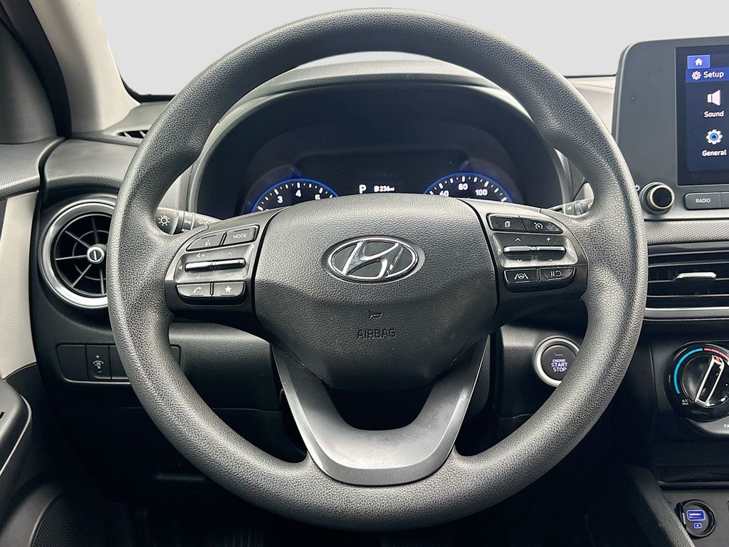 2022 Hyundai Kona SEL - Photo 11