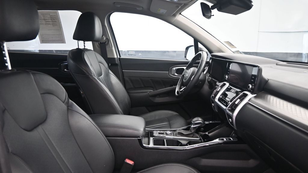 2022 Kia Sorento SX - Photo 10