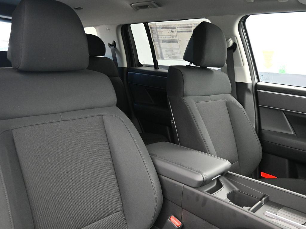 2026 Hyundai Santa Fe SE - Photo 11