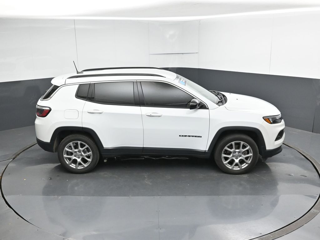 2022 Jeep Compass Latitude Lux - Photo 54
