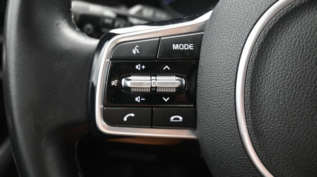 2022 Kia Sorento SX - Photo 31