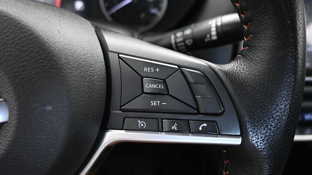 2020 Nissan Versa Sedan SR - Photo 29