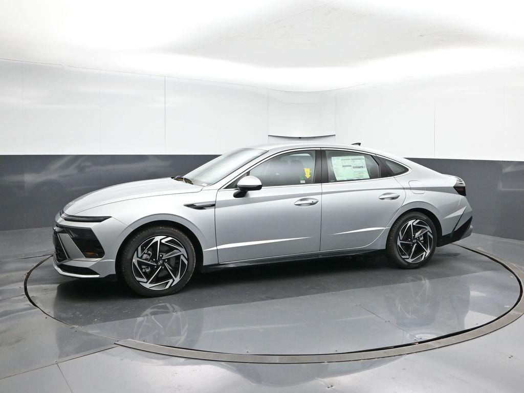 New 2026 Hyundai Sonata SEL Sport Sedan
