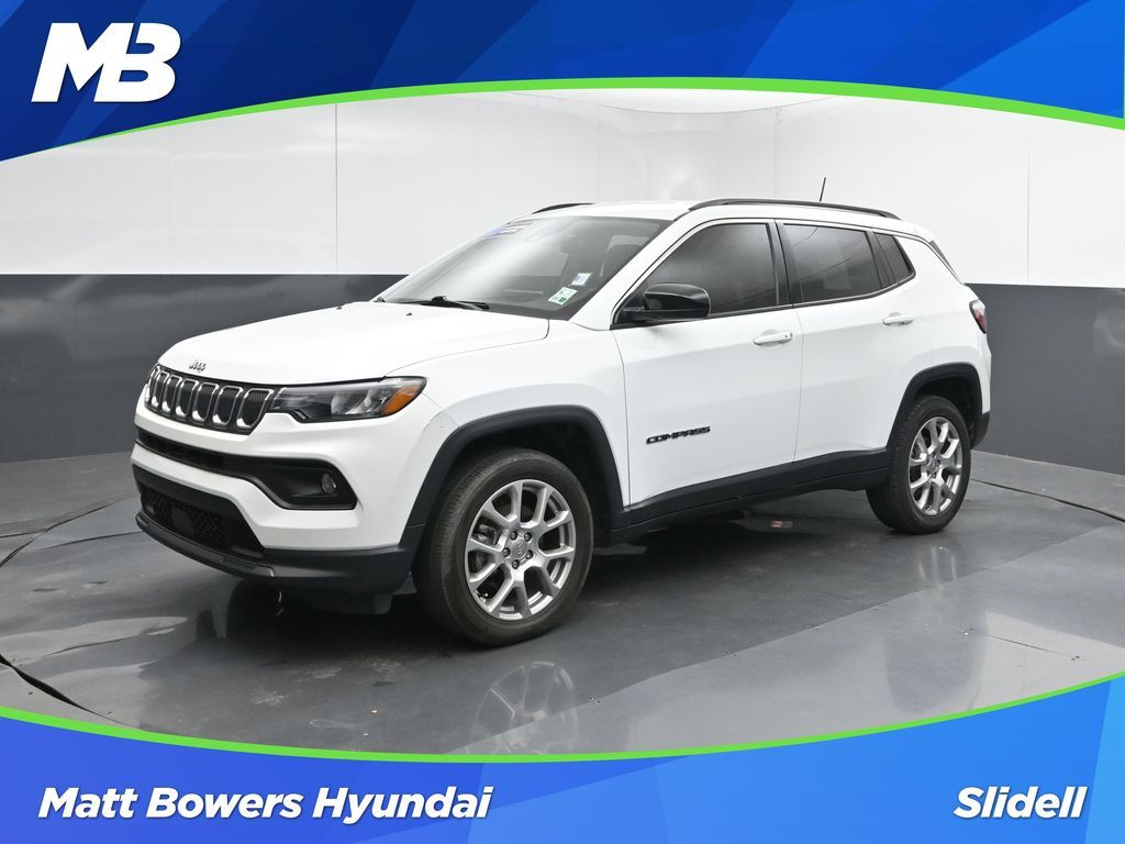 2022 Jeep Compass Latitude Lux 4X4's photo
