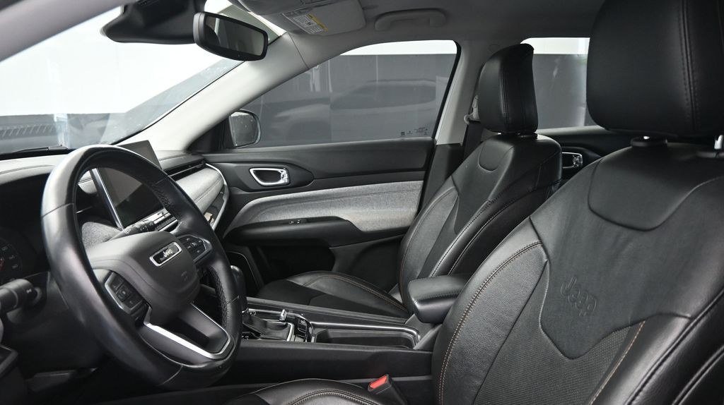 2022 Jeep Compass Latitude Lux - Photo 25