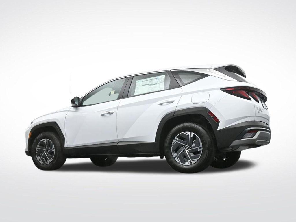 2026 Hyundai Tucson Blue SE - Photo 13