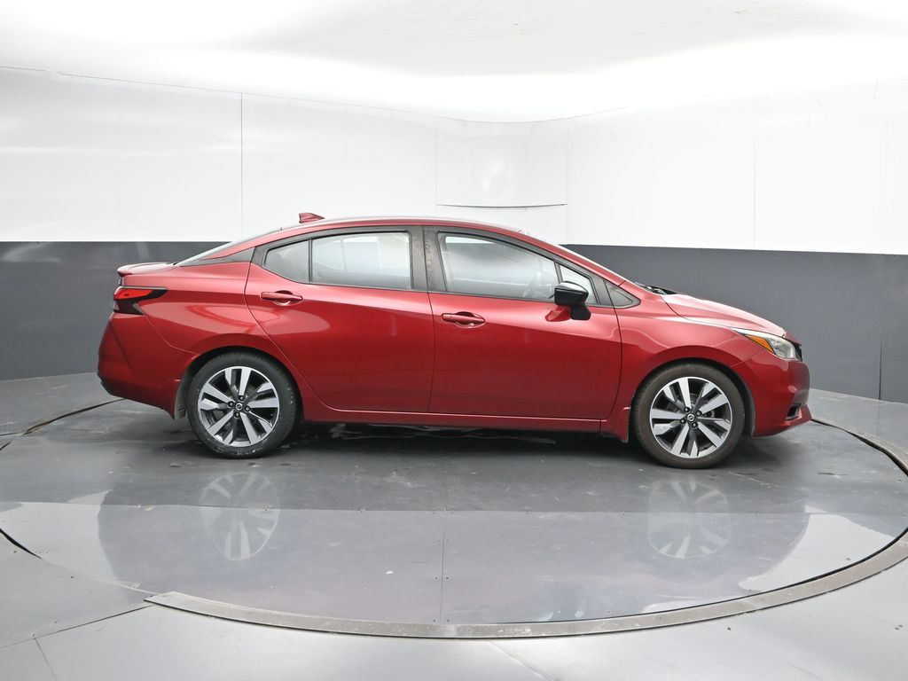 2020 Nissan Versa Sedan SR - Photo 6