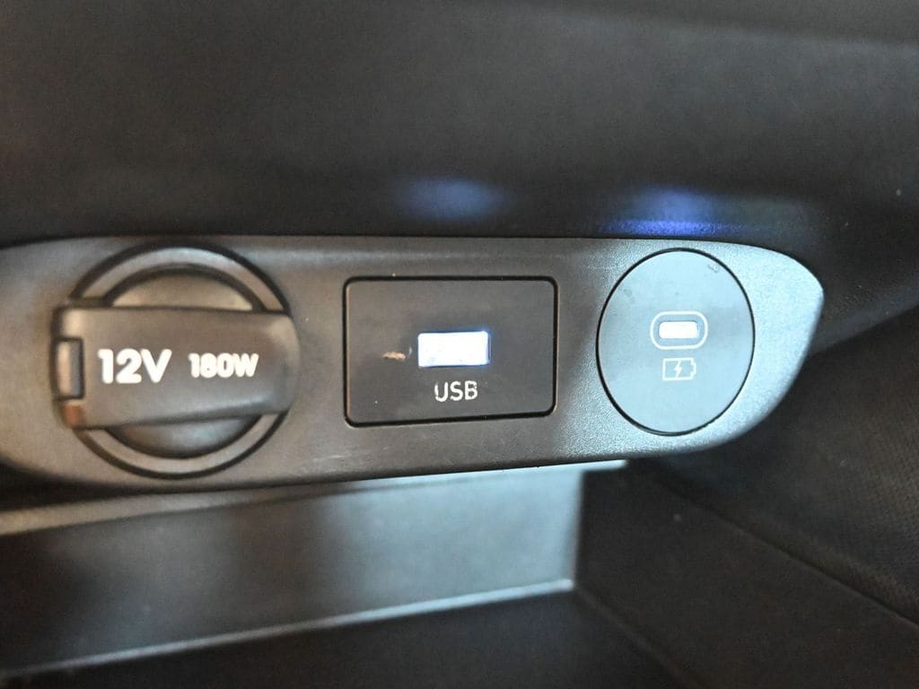 2024 Hyundai Elantra SEL - Photo 30