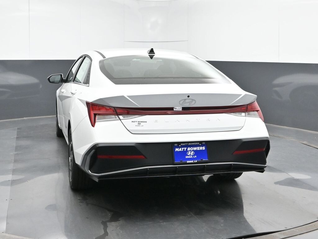 Certified 2025 Hyundai Elantra Sedan