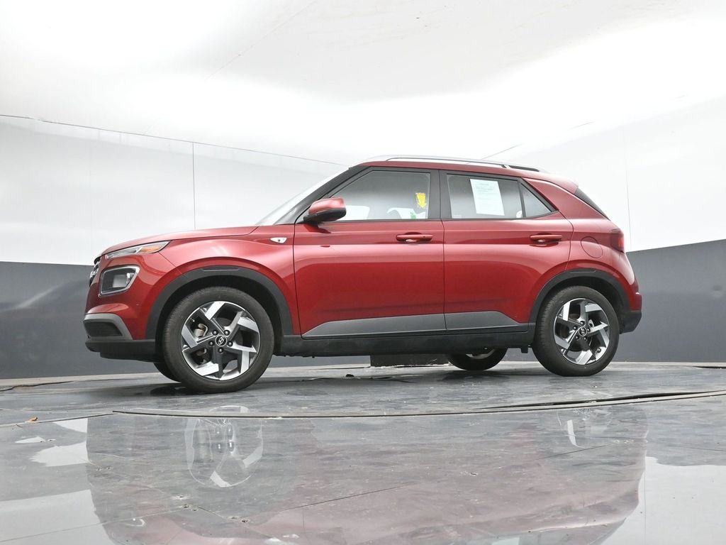 2025 Hyundai Venue SEL - Photo 39