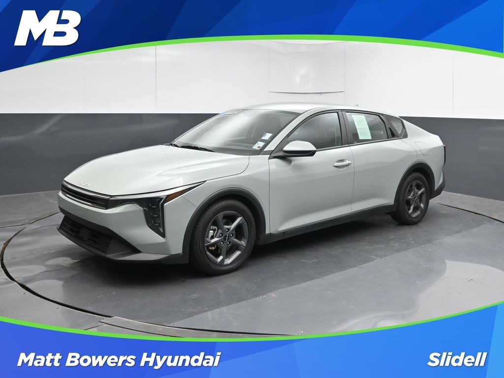 2025 Kia K4 LXS
