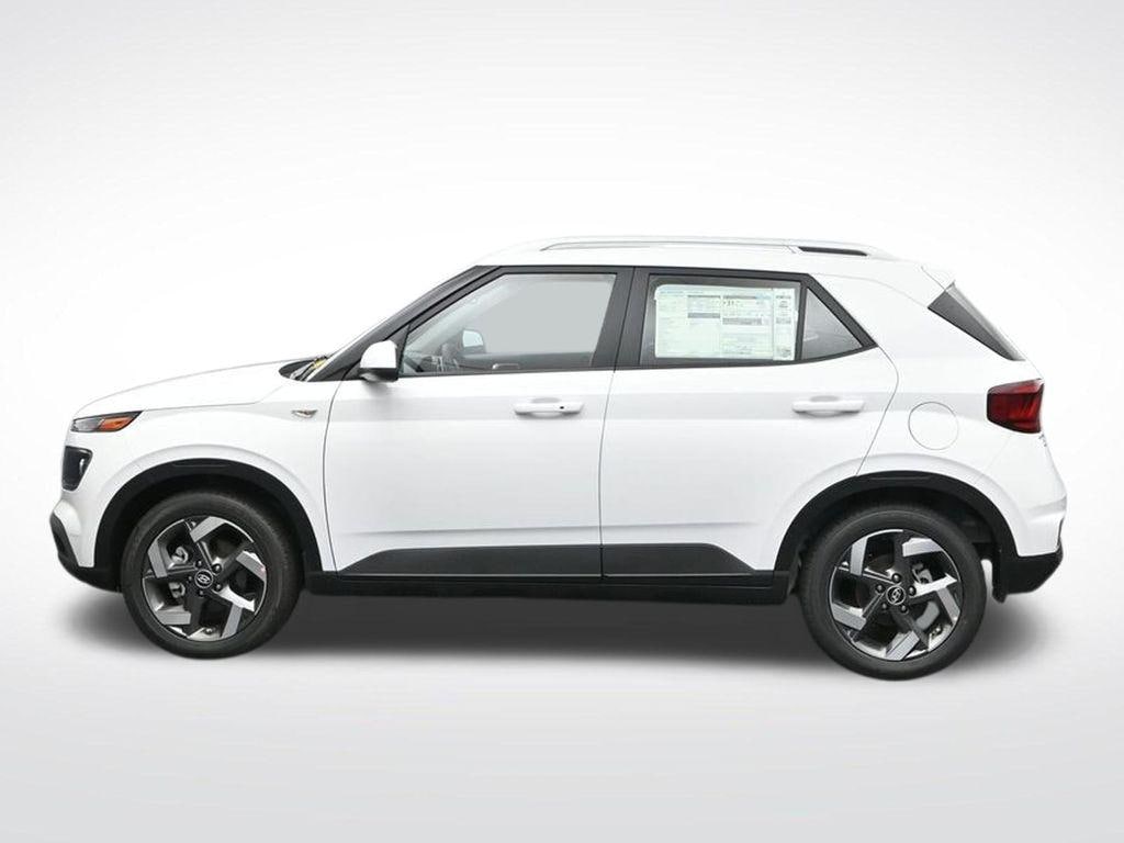 New 2026 Hyundai Venue SEL SUV