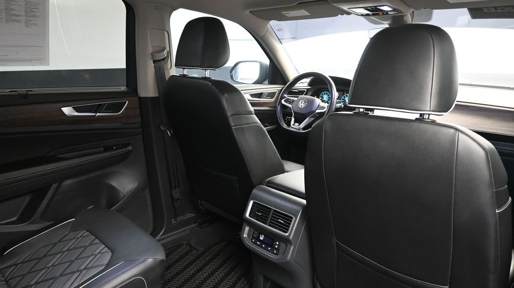 2024 Volkswagen Atlas SEL Premium R-Line - Photo 15