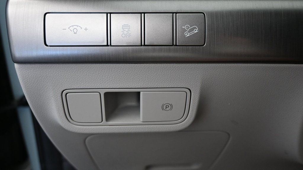 2024 Hyundai Kona SEL - Photo 28
