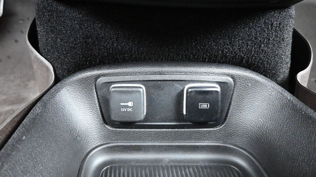 2020 Chrysler Pacifica Limited - Photo 38