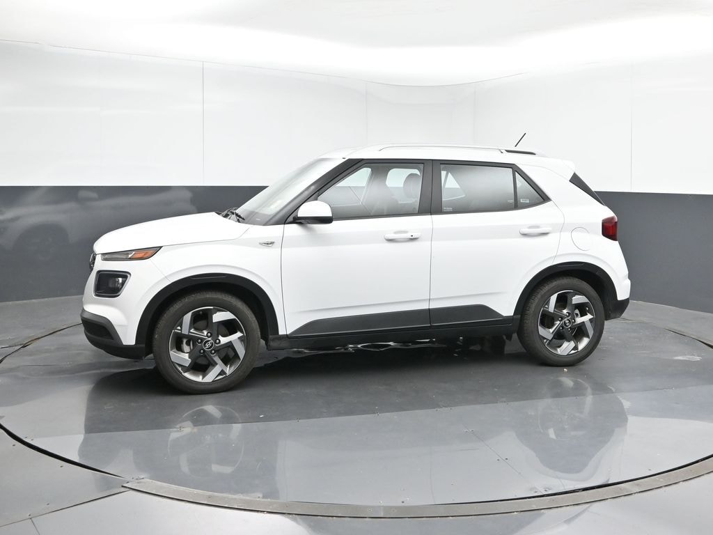 Used 2024 Hyundai Venue Limited SUV