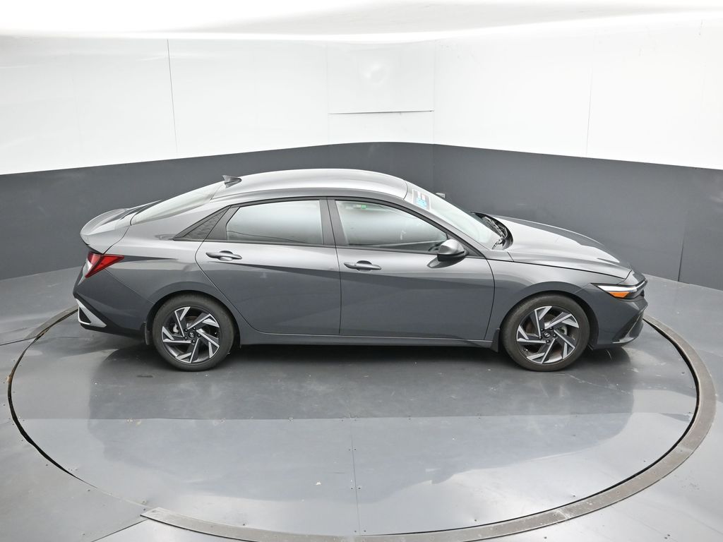 2025 Hyundai Elantra SEL - Photo 53