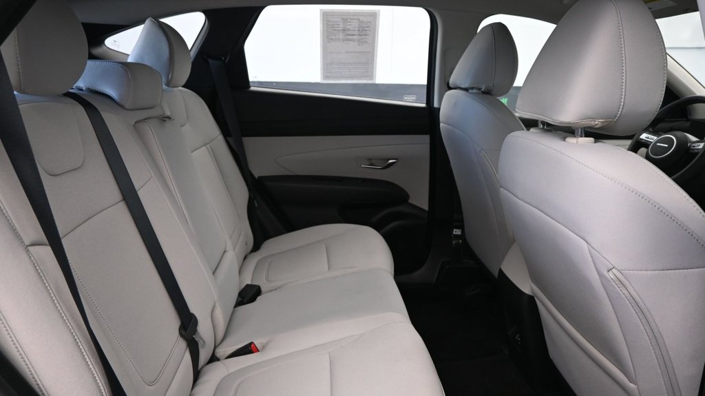 2026 Hyundai Tucson SE - Photo 13