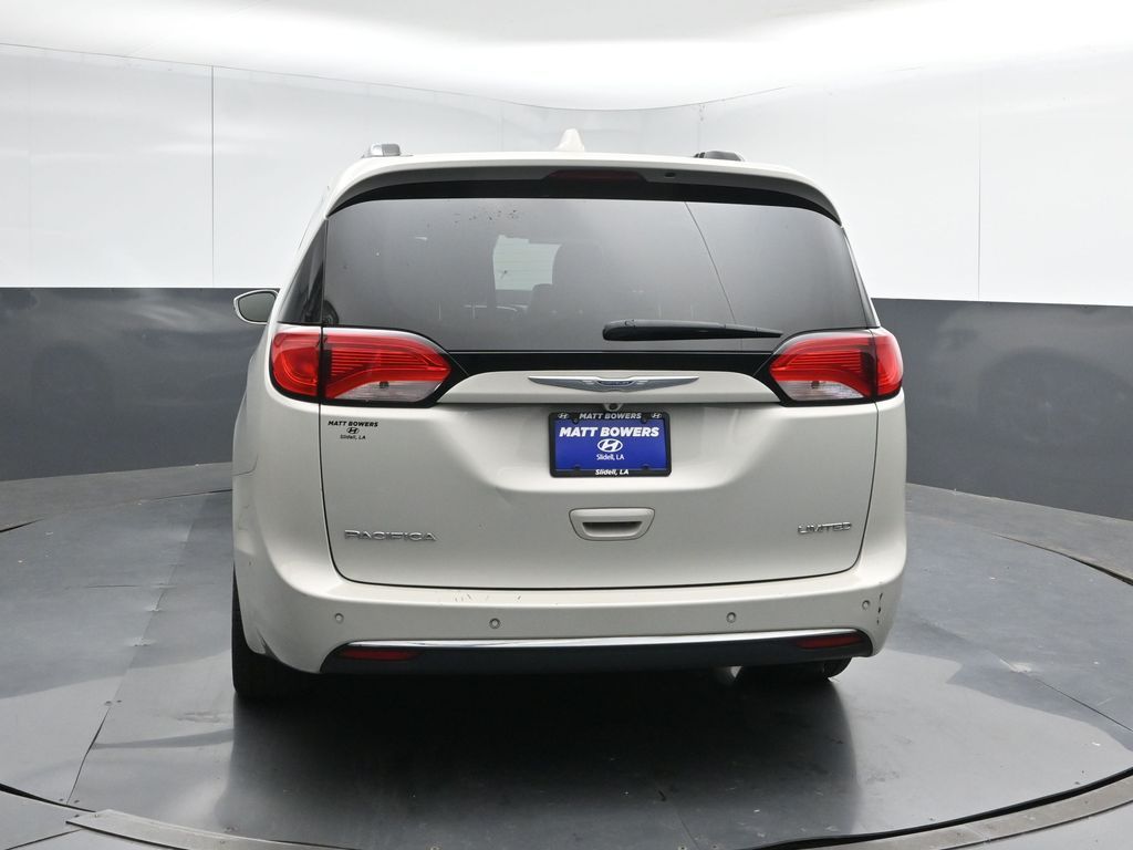 2020 Chrysler Pacifica Limited - Photo 8