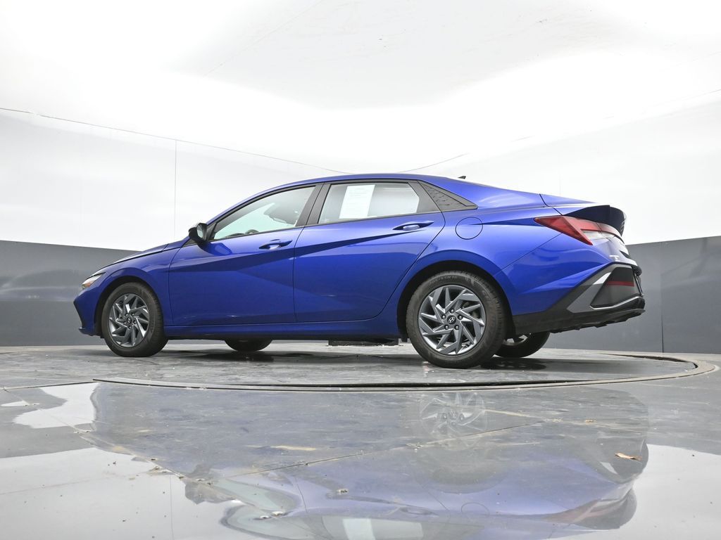 2024 Hyundai Elantra SEL - Photo 40