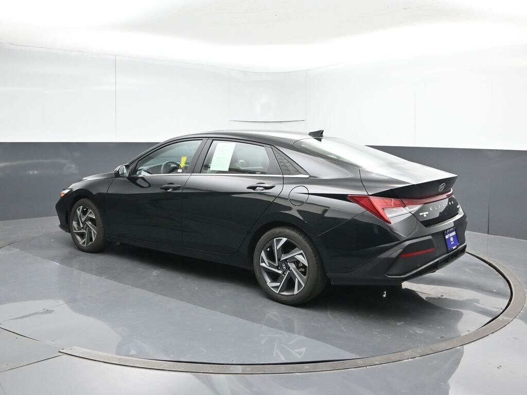 Certified 2024 Hyundai Elantra Sedan