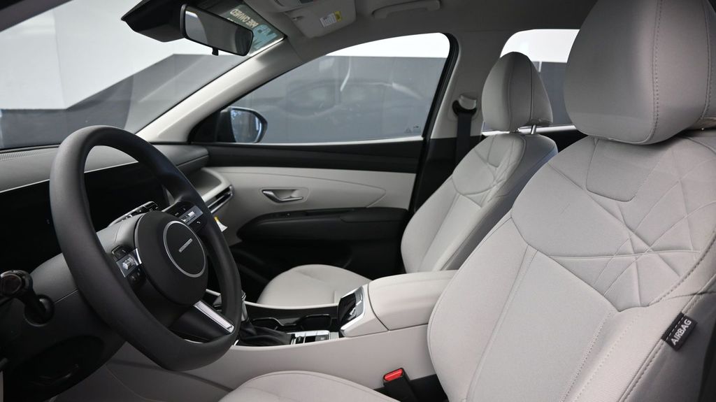 2026 Hyundai Tucson SE - Photo 25