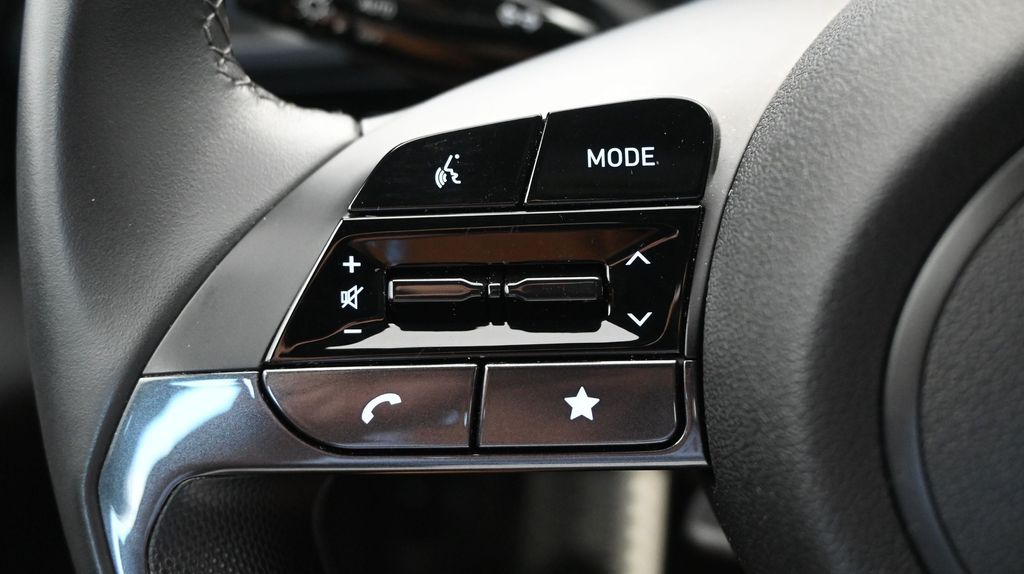 2025 Hyundai Elantra SEL - Photo 29