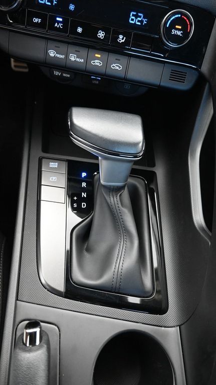 2025 Hyundai Elantra SEL - Photo 35