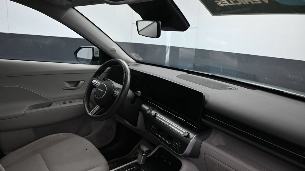2024 Hyundai Kona SEL - Photo 12
