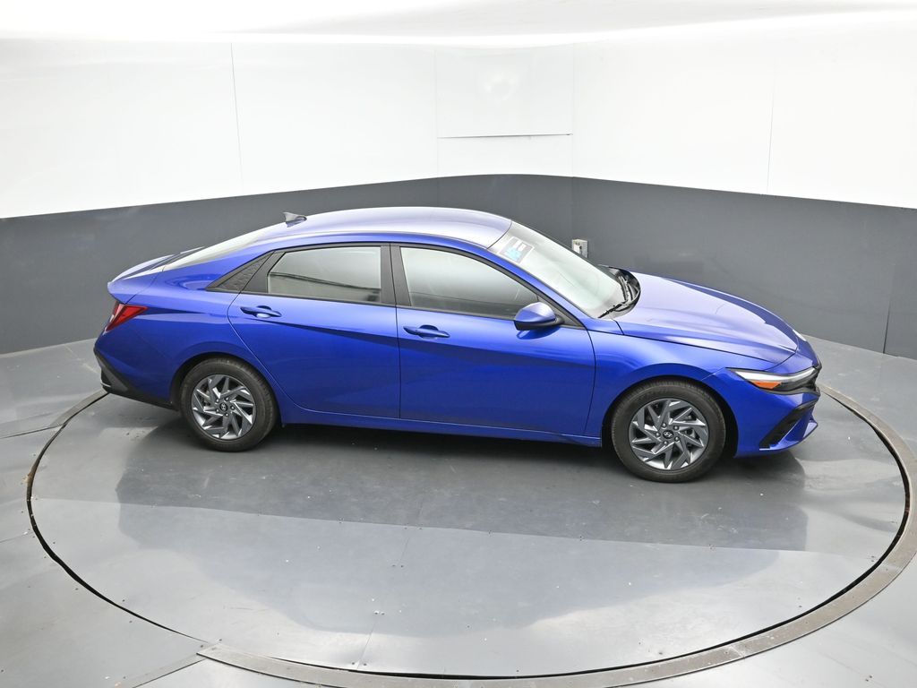 2024 Hyundai Elantra SEL - Photo 51