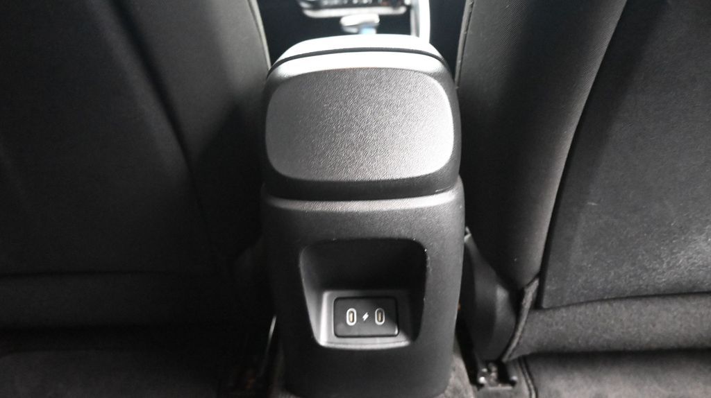 2024 Hyundai Elantra SEL - Photo 16