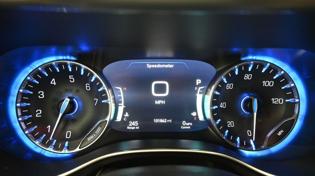 2020 Chrysler Pacifica Limited - Photo 40