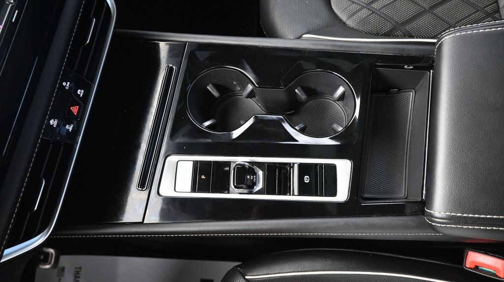 2024 Volkswagen Atlas SEL Premium R-Line - Photo 37