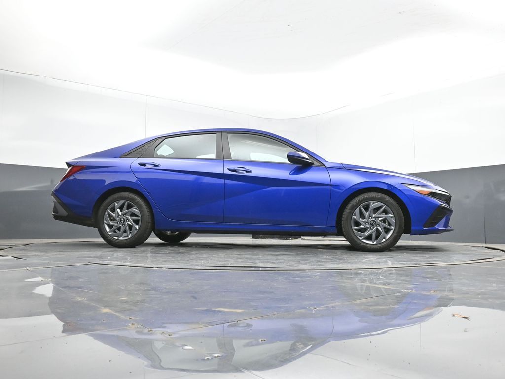 2024 Hyundai Elantra SEL - Photo 43