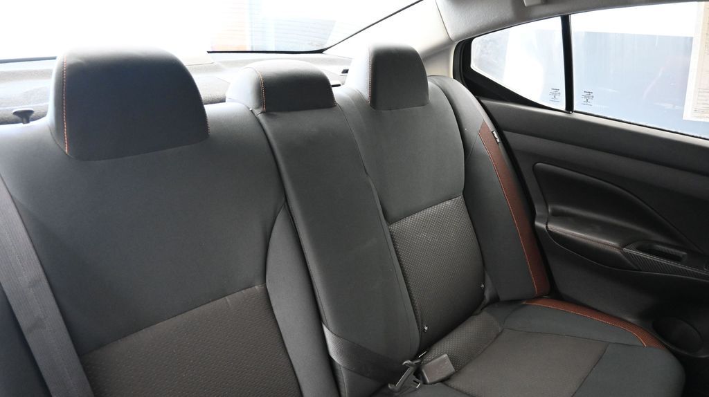 2020 Nissan Versa Sedan SR - Photo 14