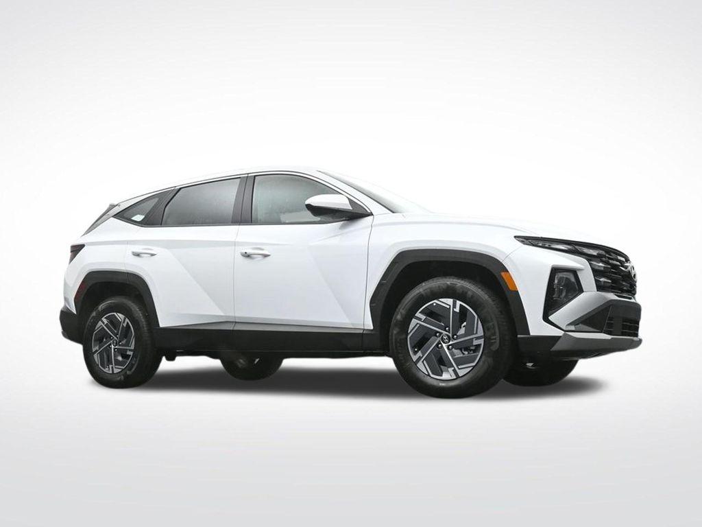 2026 Hyundai Tucson Blue SE - Photo 16