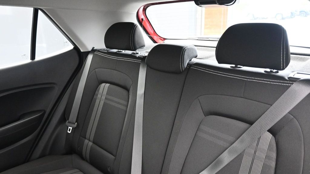 2025 Hyundai Venue SEL - Photo 20