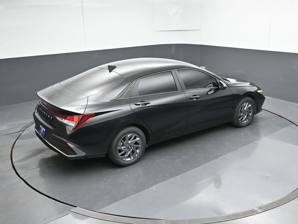 2024 Hyundai Elantra SEL - Photo 50