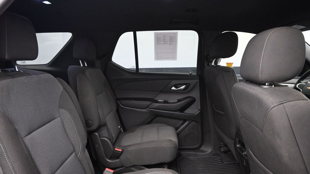 2022 Chevrolet Traverse 1LT - Photo 14