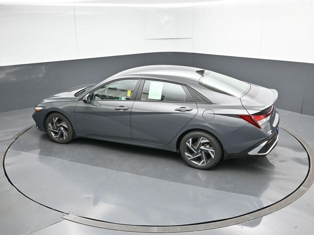 2025 Hyundai Elantra SEL - Photo 50
